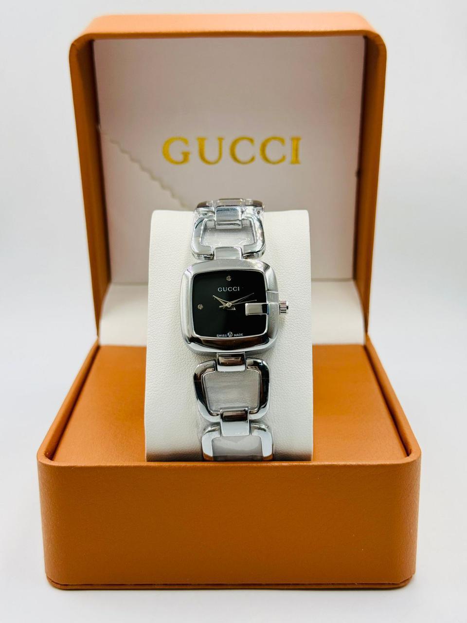 Luxury Women’s Gold Watch Square Case Bracelet Style Elegant Timepiece