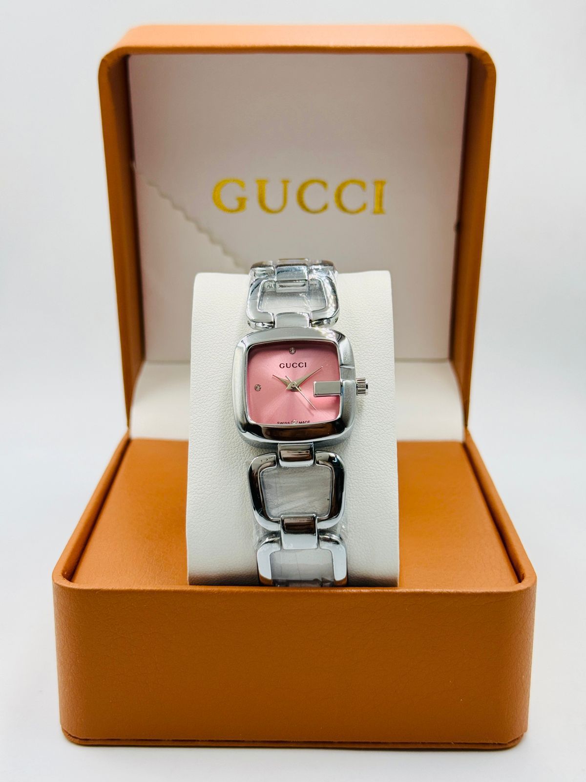 Luxury Women’s Gold Watch Square Case Bracelet Style Elegant Timepiece