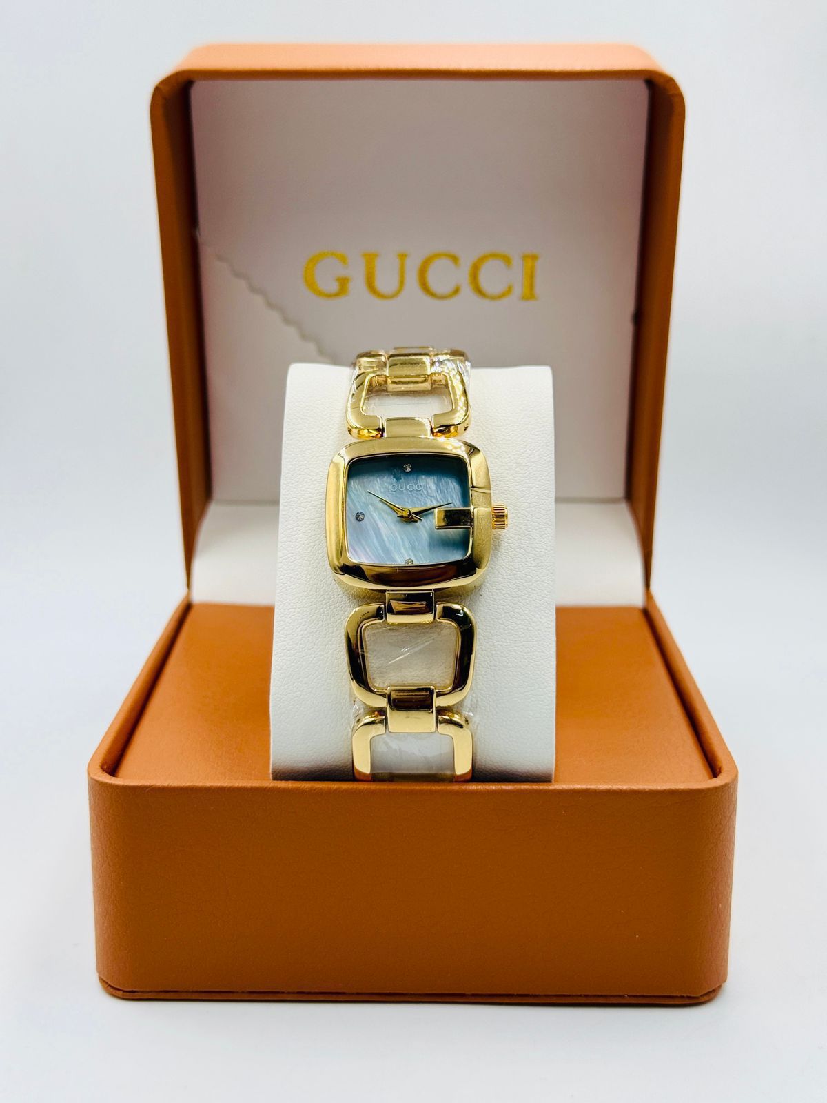 Luxury Women’s Gold Watch Square Case Bracelet Style Elegant Timepiece