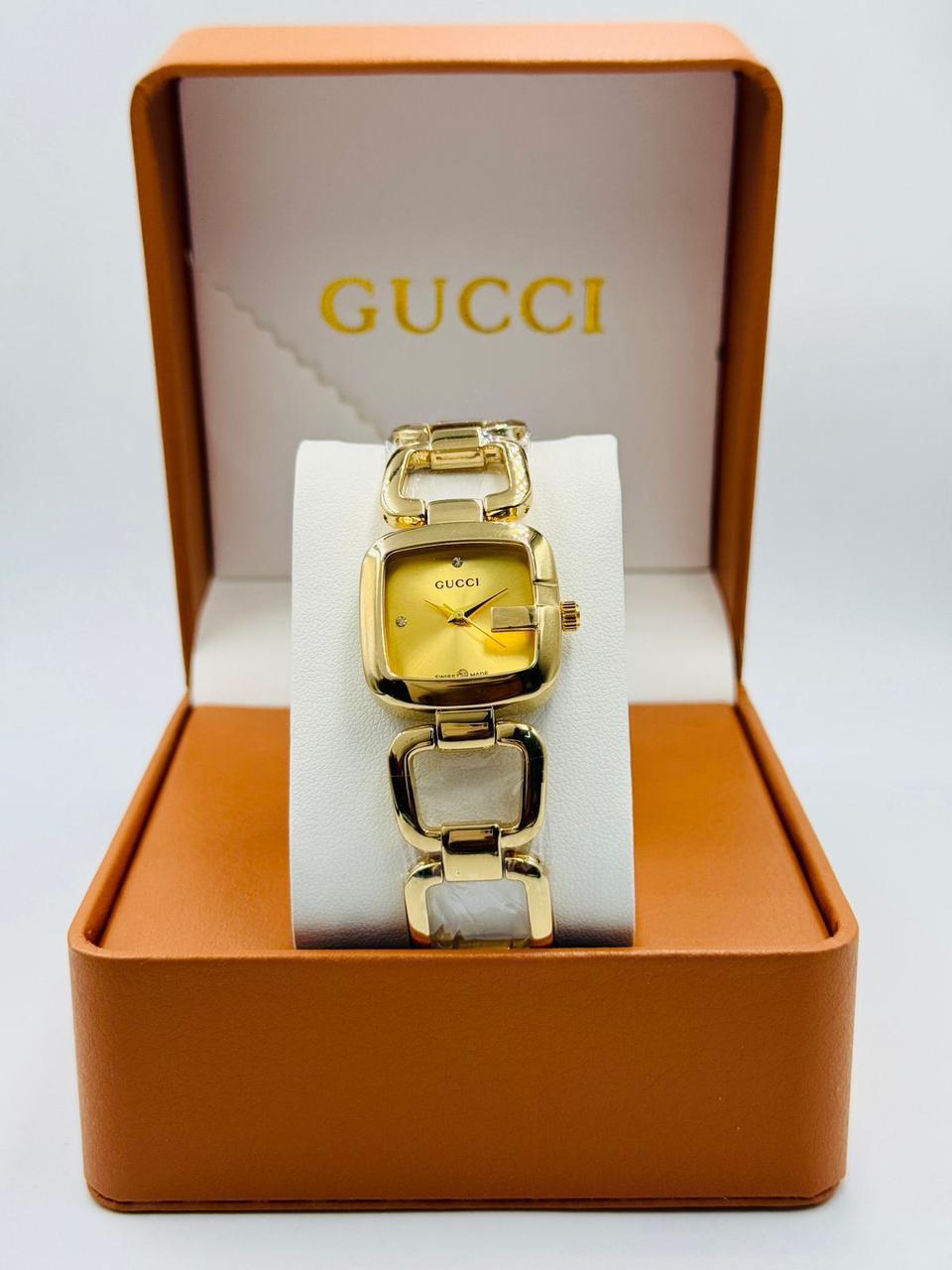Luxury Women’s Gold Watch Square Case Bracelet Style Elegant Timepiece